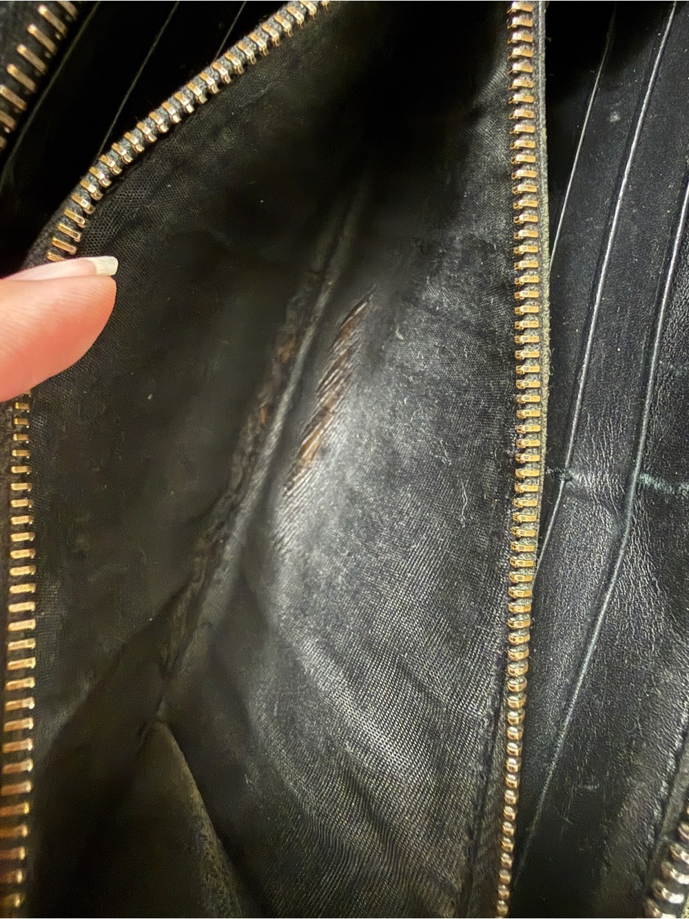 Black Bottega Zip Wallet - - Picture 7 of 8